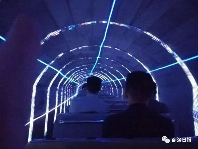 һlͶӰrw᣿